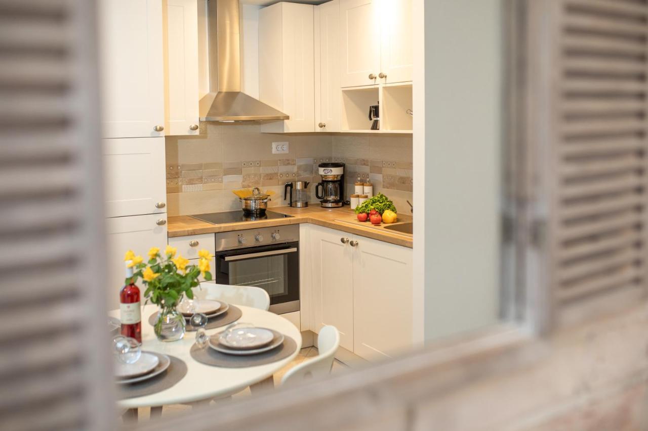 Ela Apartment Rijeka Luaran gambar