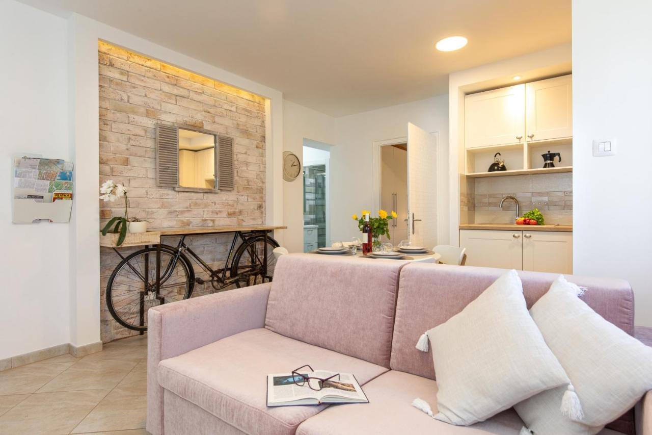 Ela Apartment Rijeka Luaran gambar