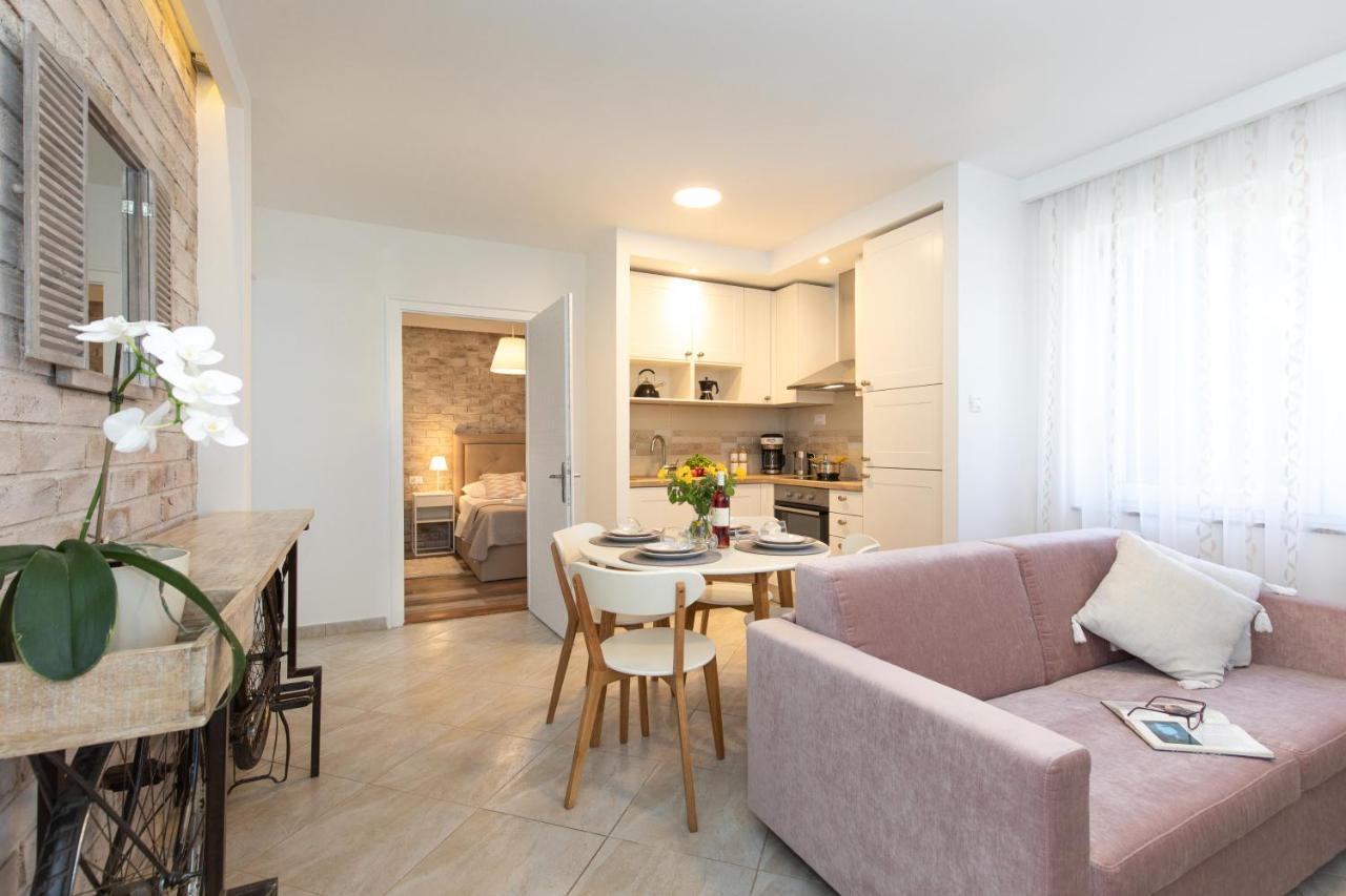 Ela Apartment Rijeka Luaran gambar