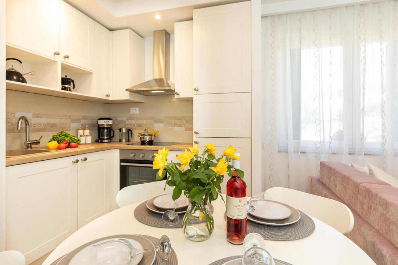 Ela Apartment Rijeka Luaran gambar