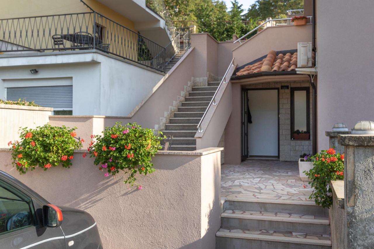 Ela Apartment Rijeka Luaran gambar