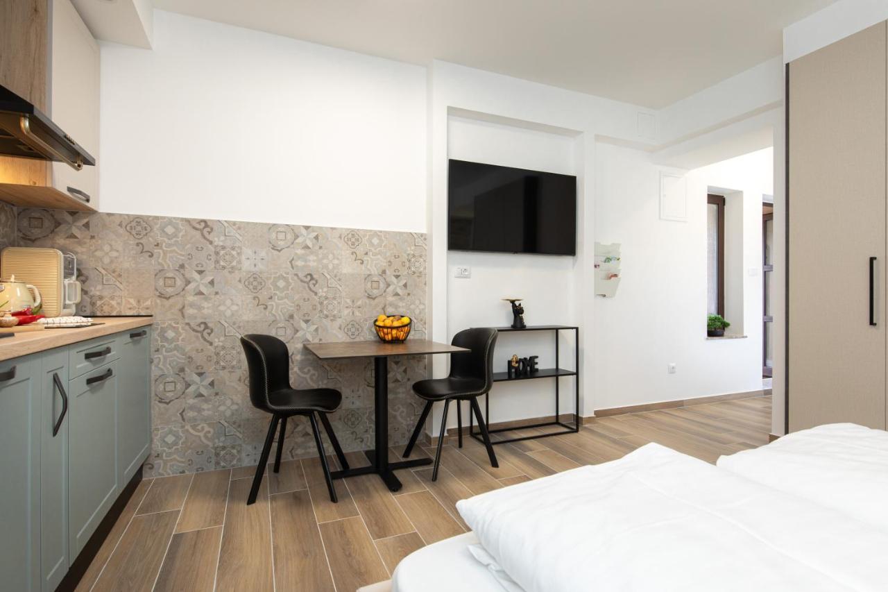 Ela Apartment Rijeka Luaran gambar