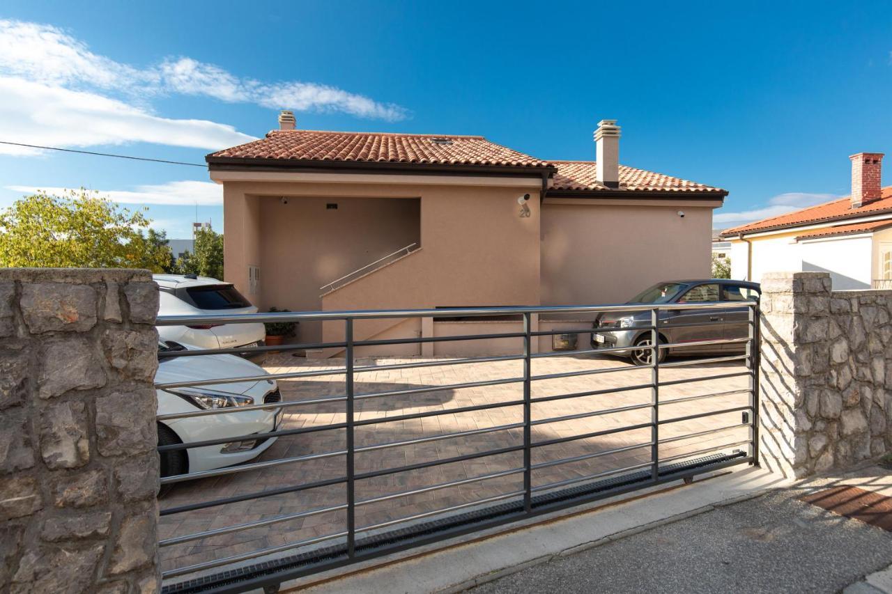 Ela Apartment Rijeka Luaran gambar