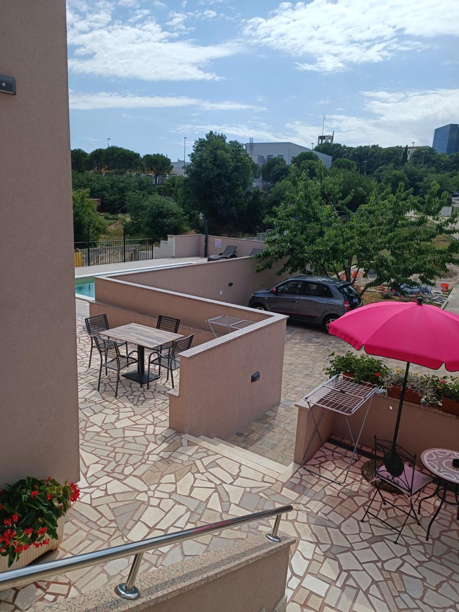 Ela Apartment Rijeka Luaran gambar
